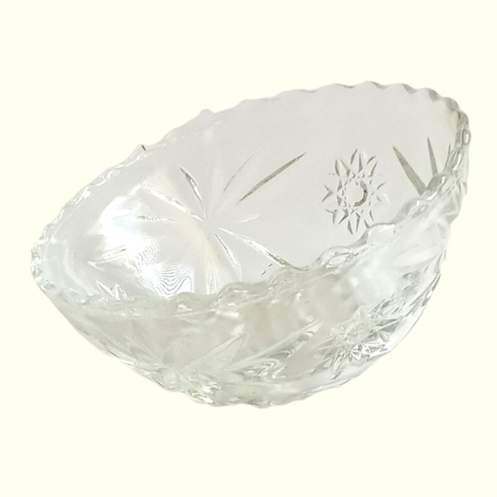 Vintage Star Pattern Glass Small Bowl with Scalloped Edges